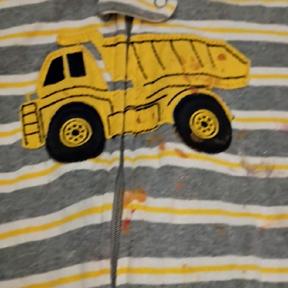 🚗Boys 24 Months Lightweight Pajama Bundle Of 3 + One Stained Bonus PJ - Picture 7 of 11